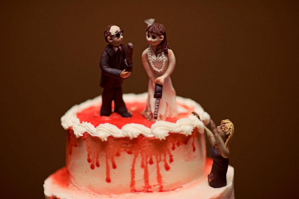 Торт на свадьбу с приколом