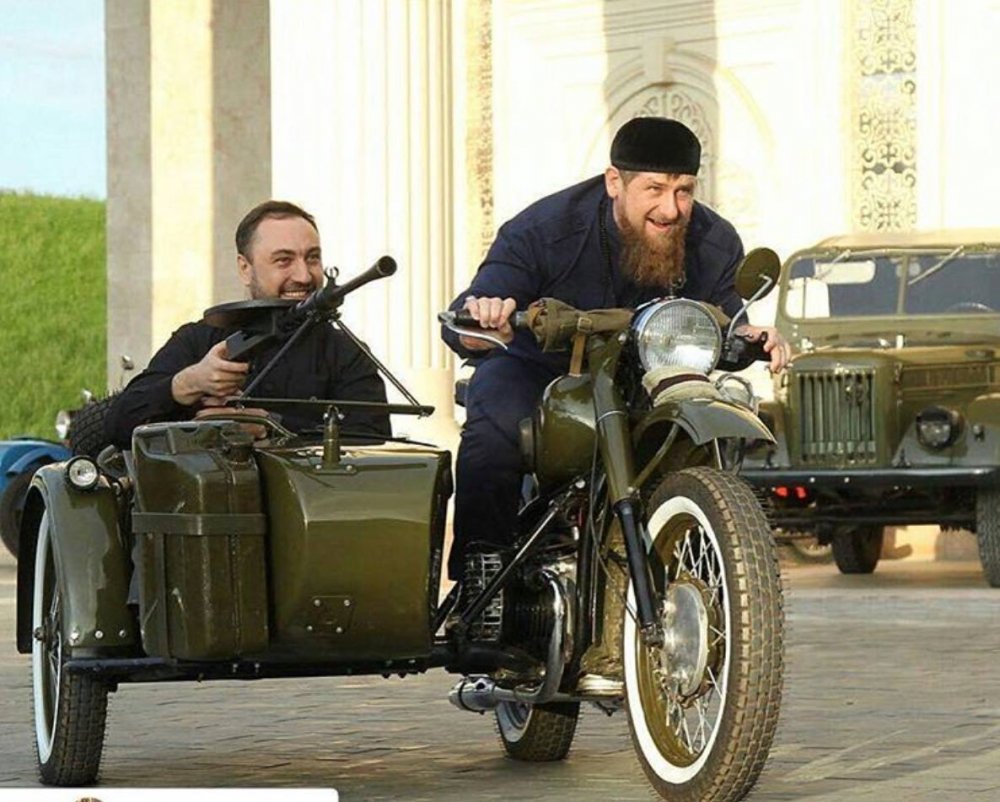 Кадырова Рамзана мотоцикл