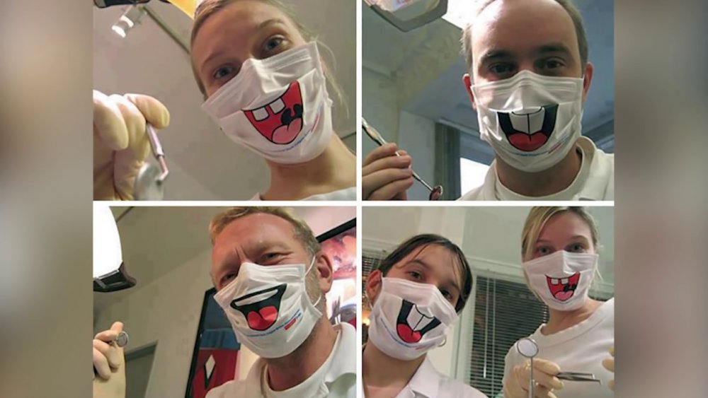 Смешные маски стоматологов