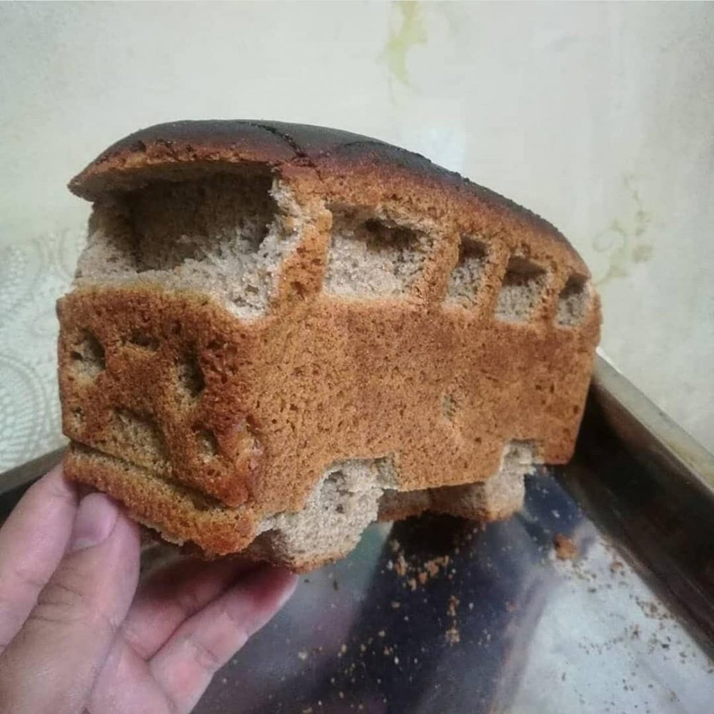 Буханка хлеба и Буханка УАЗ