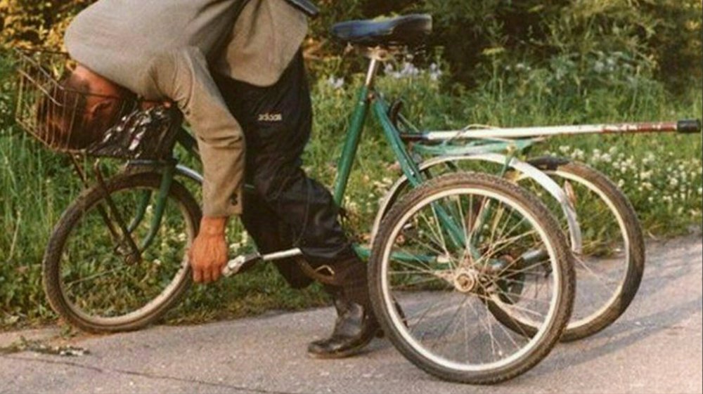 Велосипед с фаллоимитатором