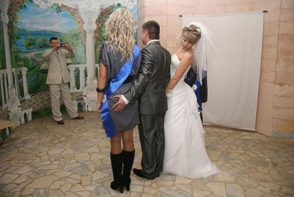 Невеста изменяет жениху на свадьбе