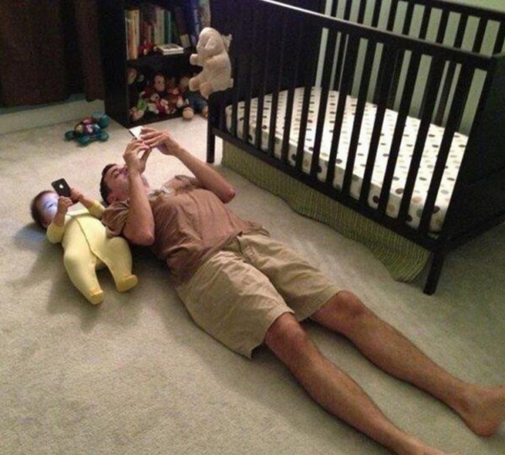 Папа и ребенок смешные