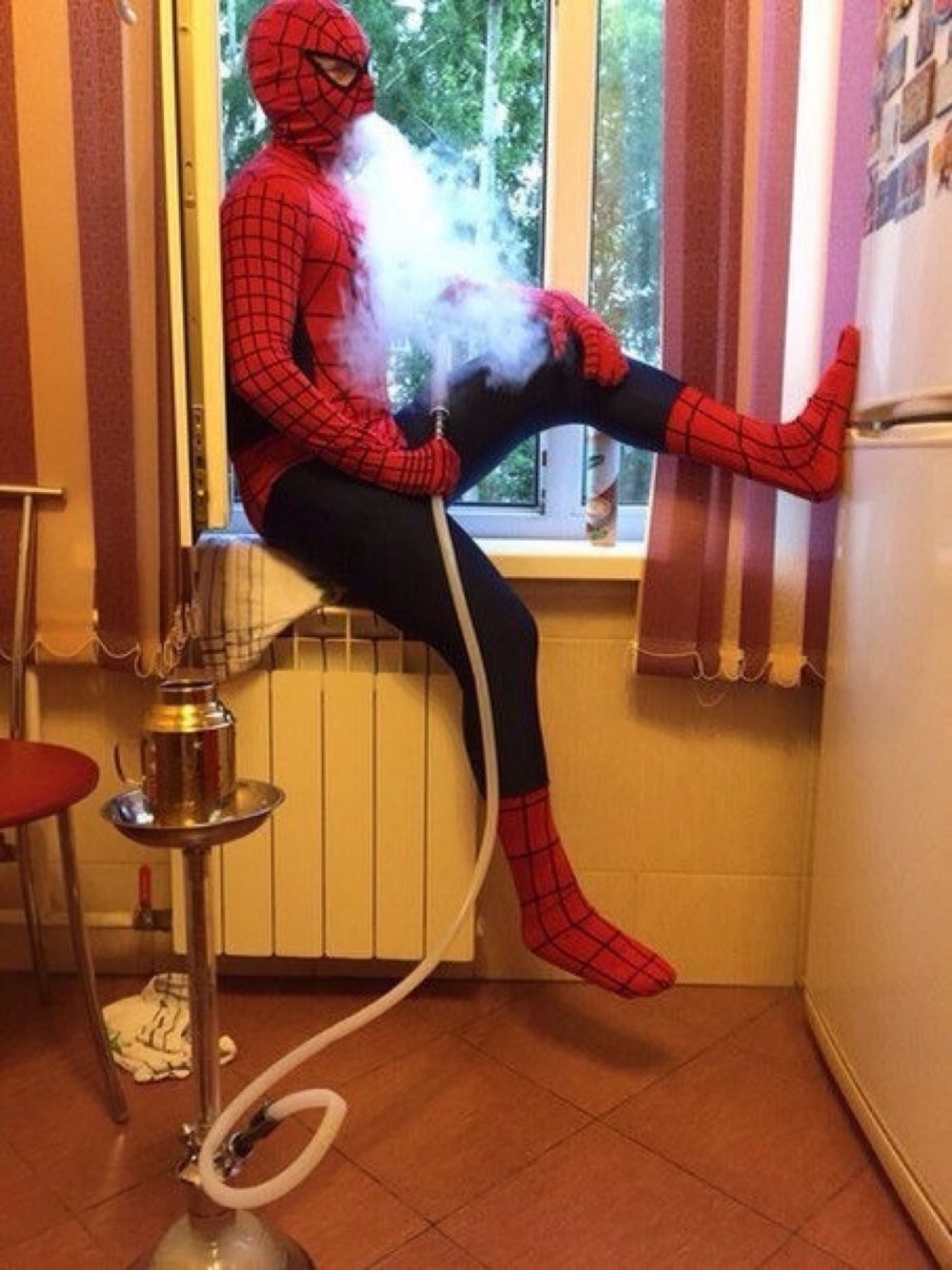 Человек паук кальян
