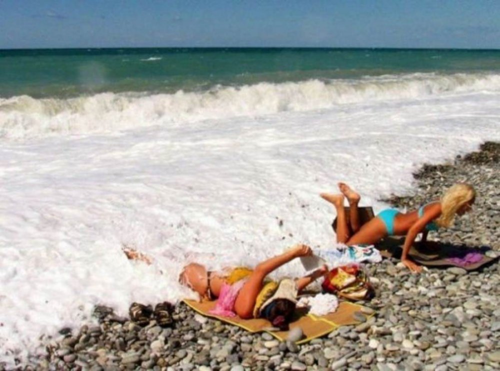 О пляжах в Крыму прикол