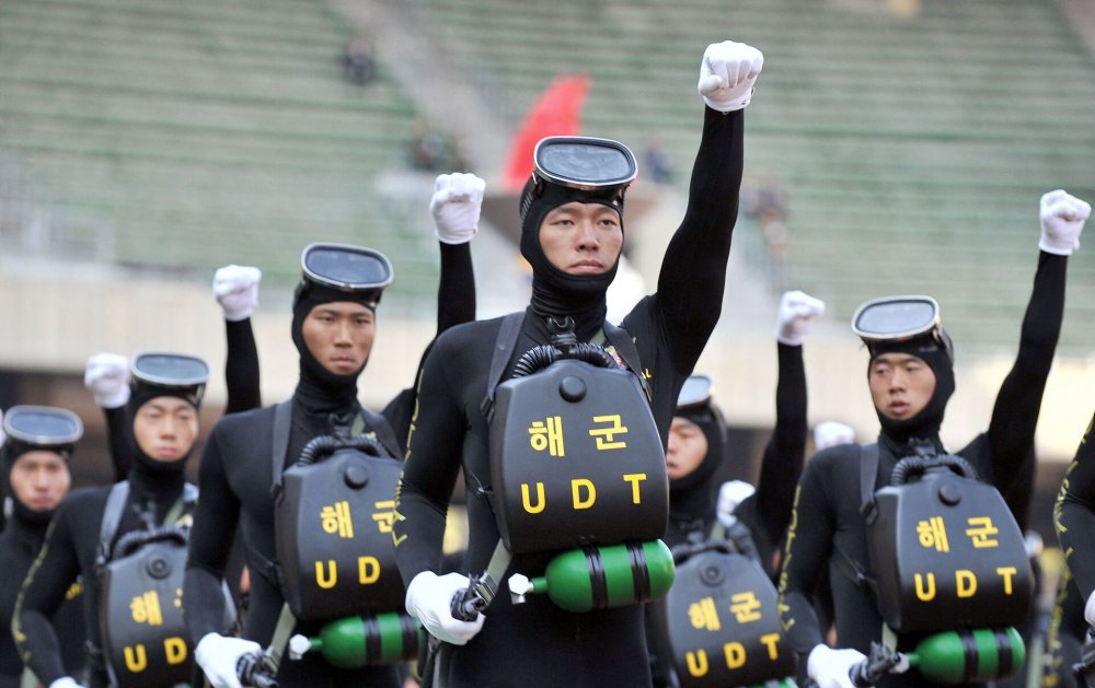 Боевые пловцы Южной Кореи