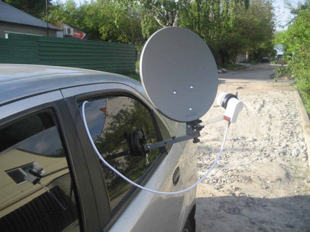 Спутниковая антенна (с головкой тарелка д90)