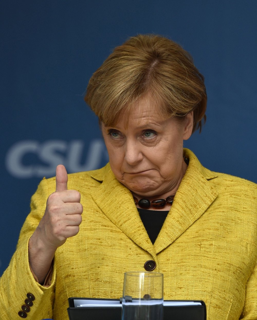 Ангела Меркель смешная