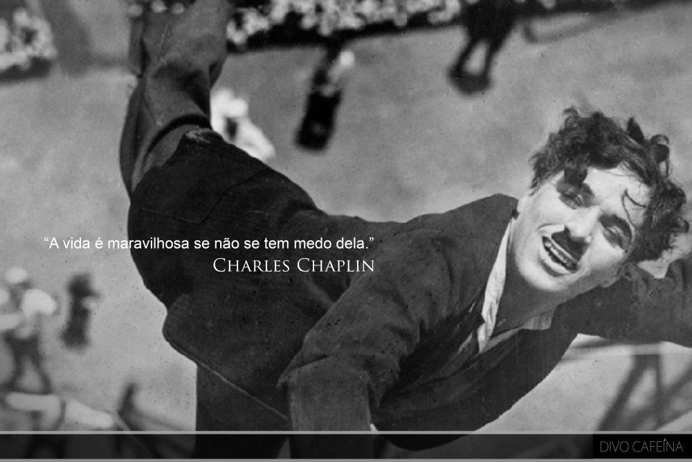 Чарли Чаплин падает