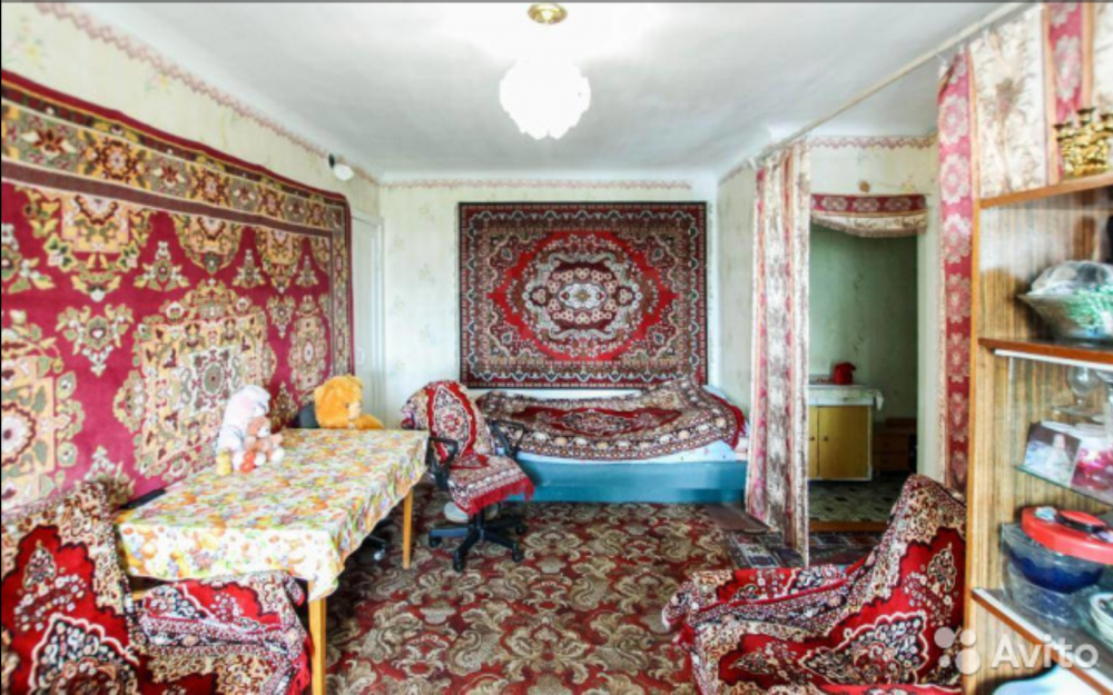 Советская комната с ковром