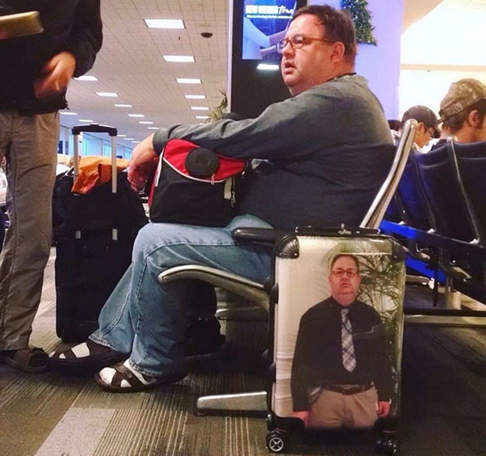 Смешные люди в аэропорту