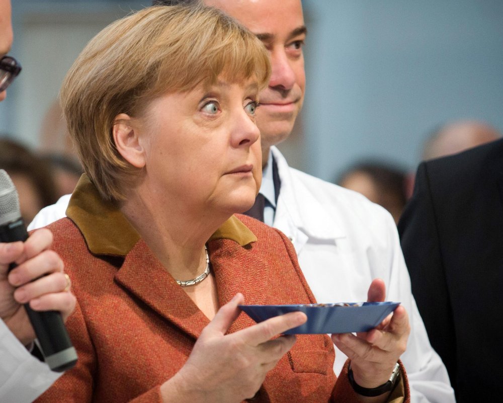 Меркель смешная