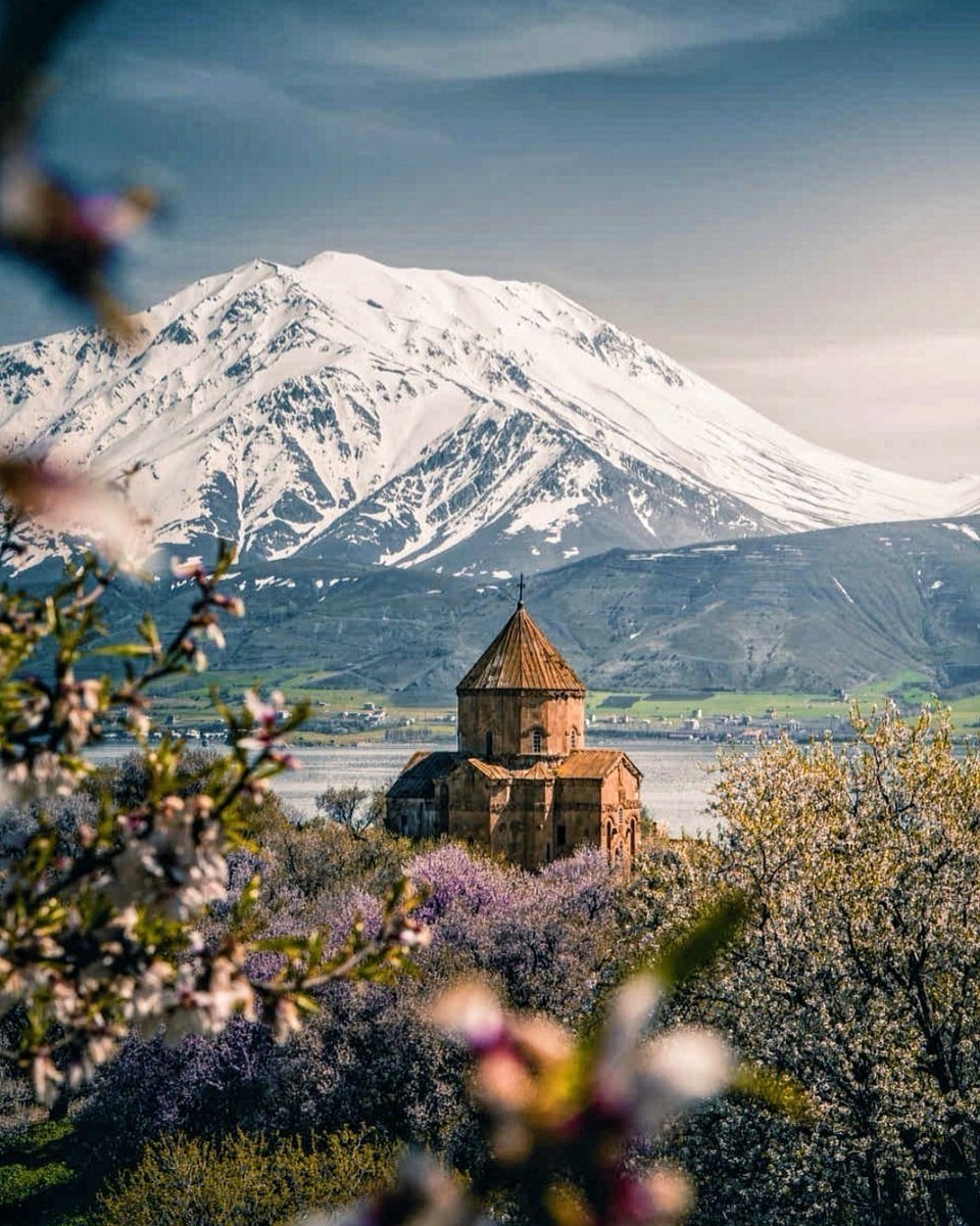 Армения гора Арарат Севан