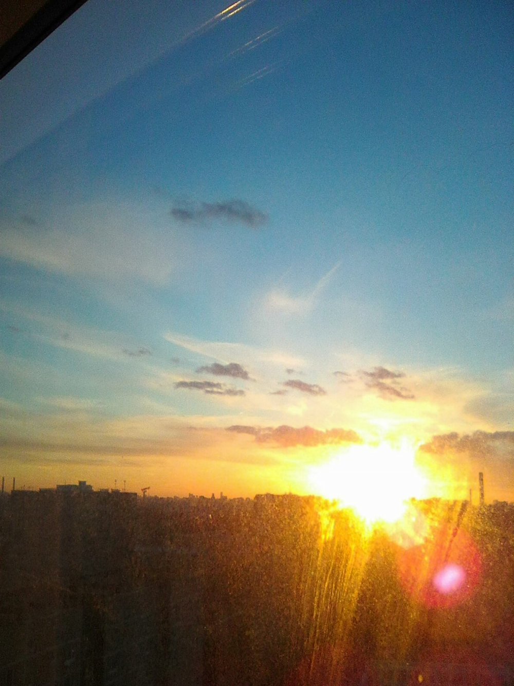 Солнце из окна