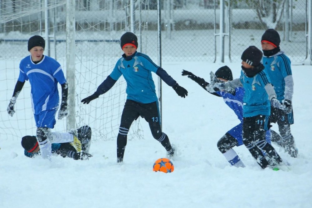 Еткуль зимний футбол 2022 5 класс
