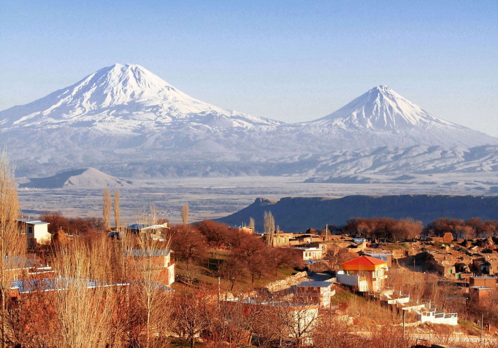 Гора Арарат вид из Турции