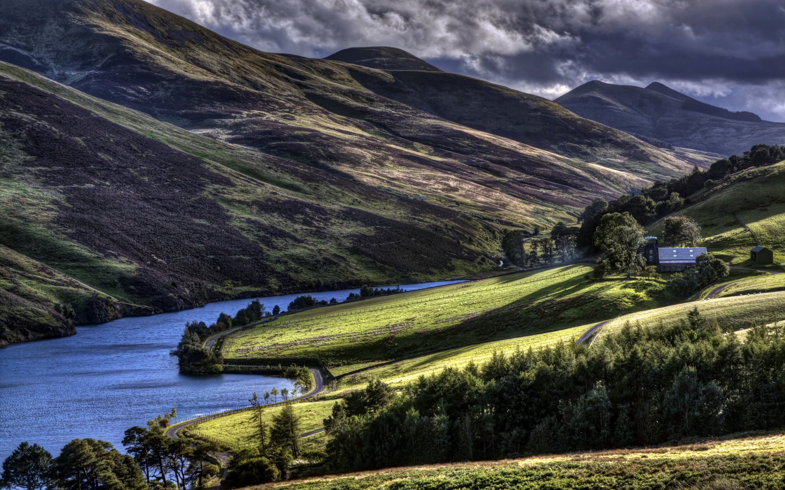 Scotland nature reserves. Холмы Шотландии. Hill Farm Шотландия. Кейтнесс Шотландия. Clyde Valley в Шотландии.