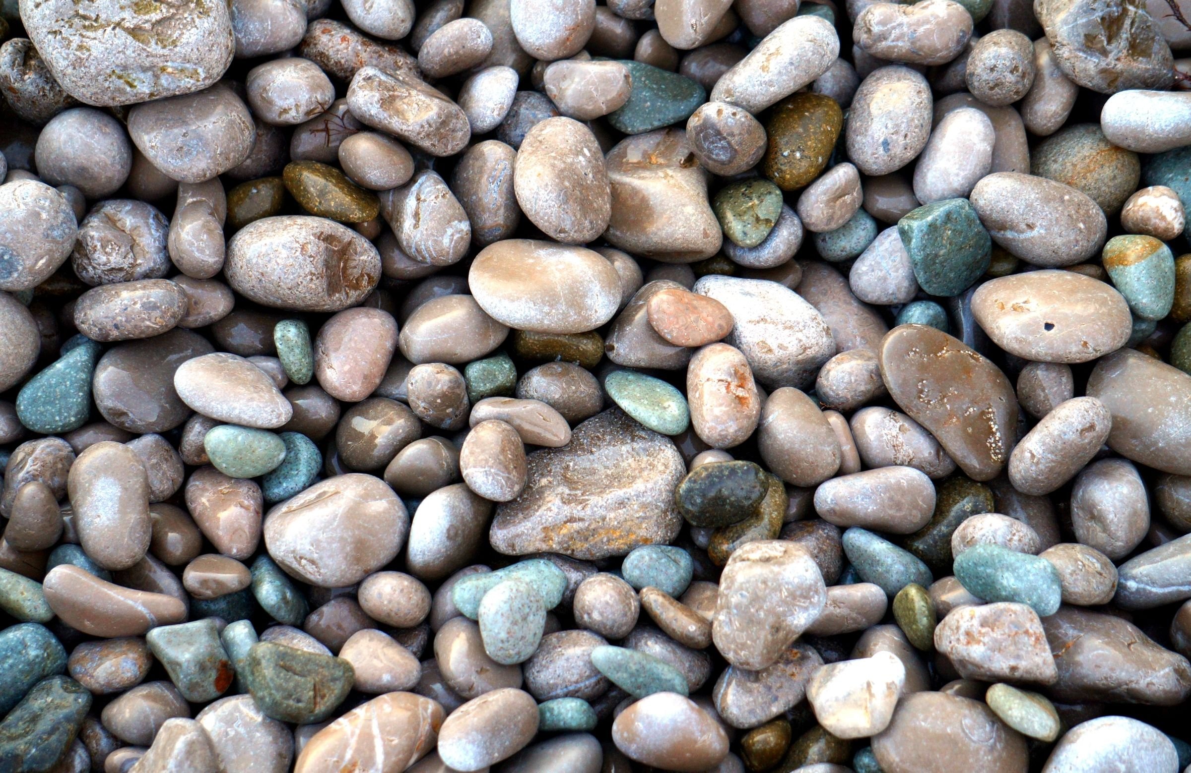 Stones de. Енисейская Речная галька. Морские камни. Морская галька. Разноцветная галька.