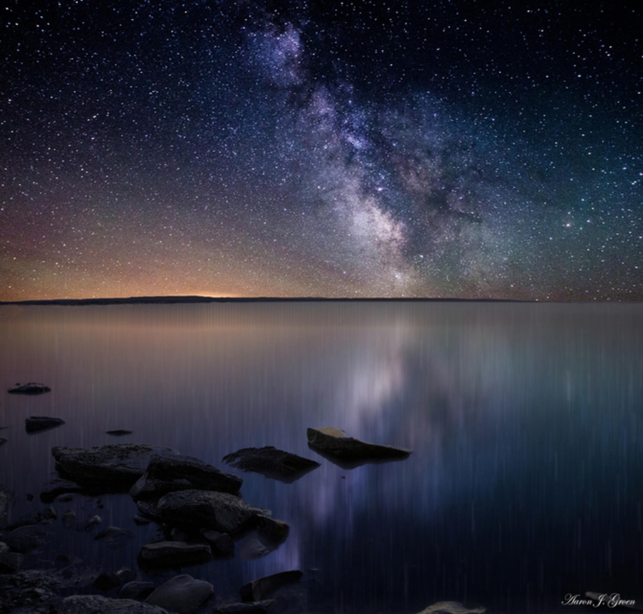 Звездное море существует. Астрофотография Млечный путь. Ночной пейзаж.