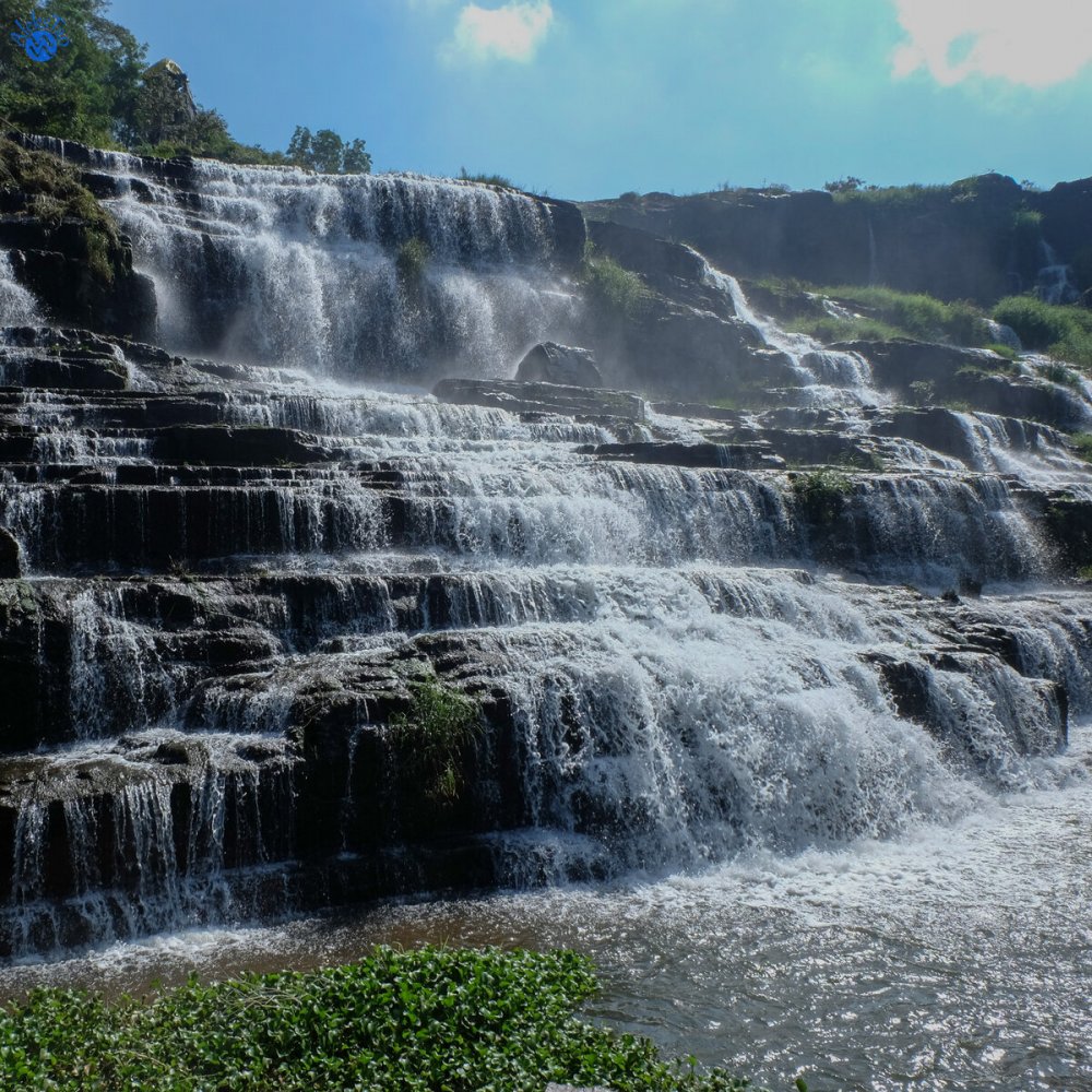 Водопад Детьян