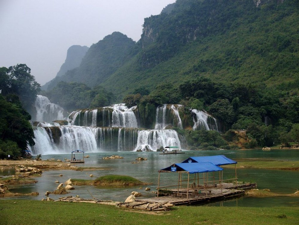 Водопад Дэтянь Вьетнам