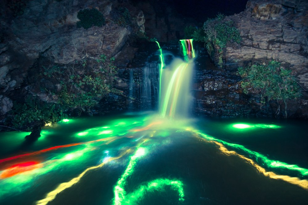 Подсветка водопада