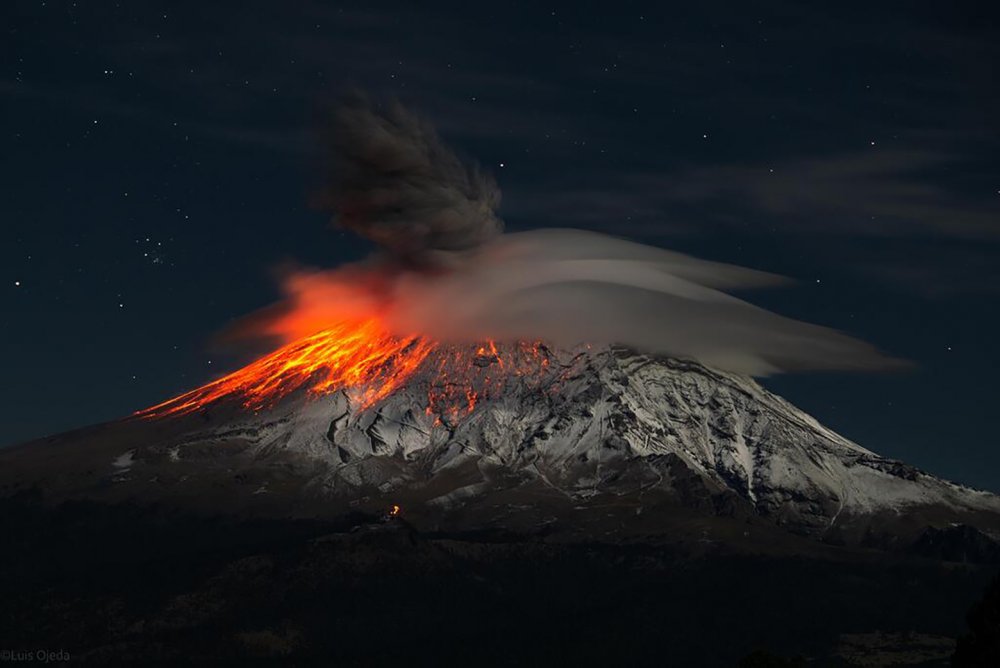 Вулкан Попокатепетль Мексика извержение