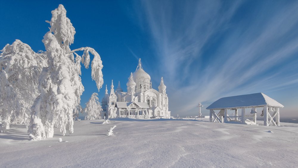 Белогородский монастырь зима