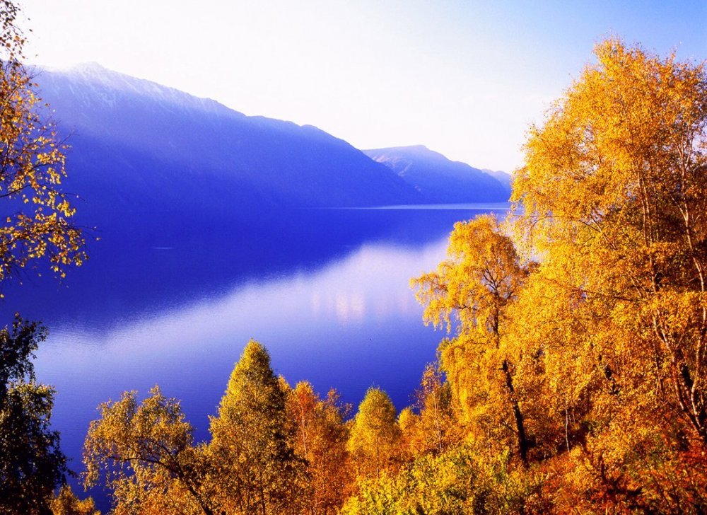 Телецкое озеро Алтай осенью