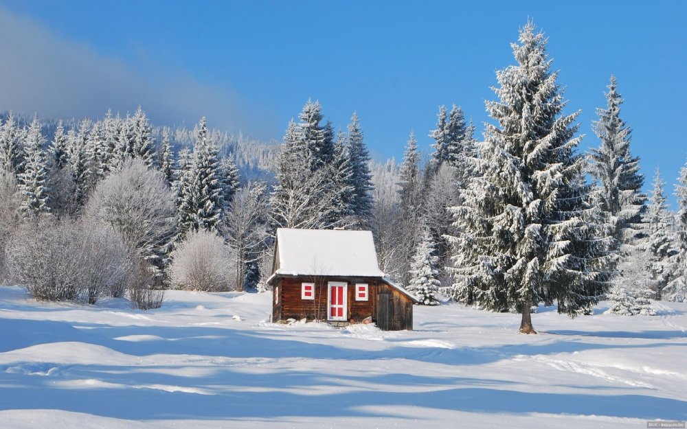 Зимний пейзаж с домом