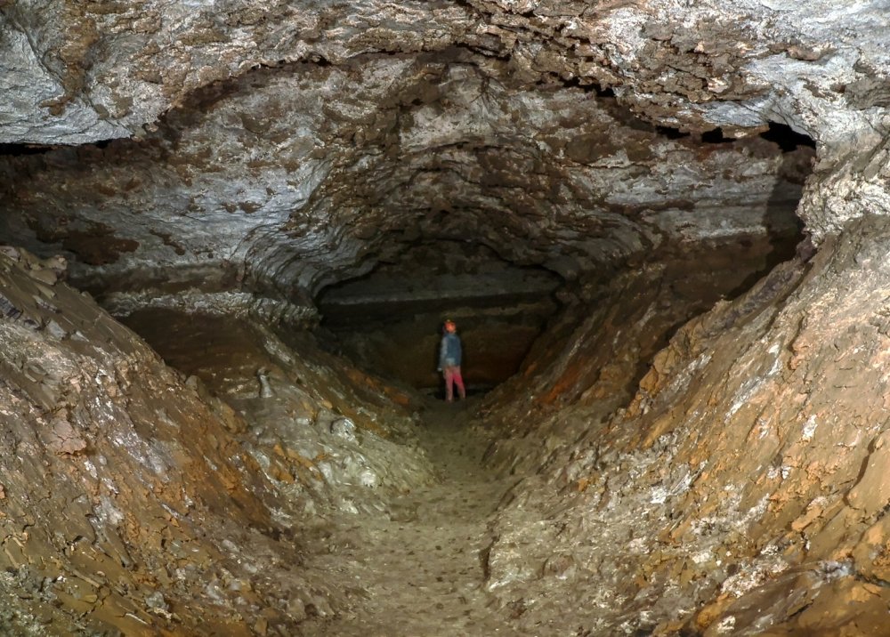 Пещера Эмиль Раковице