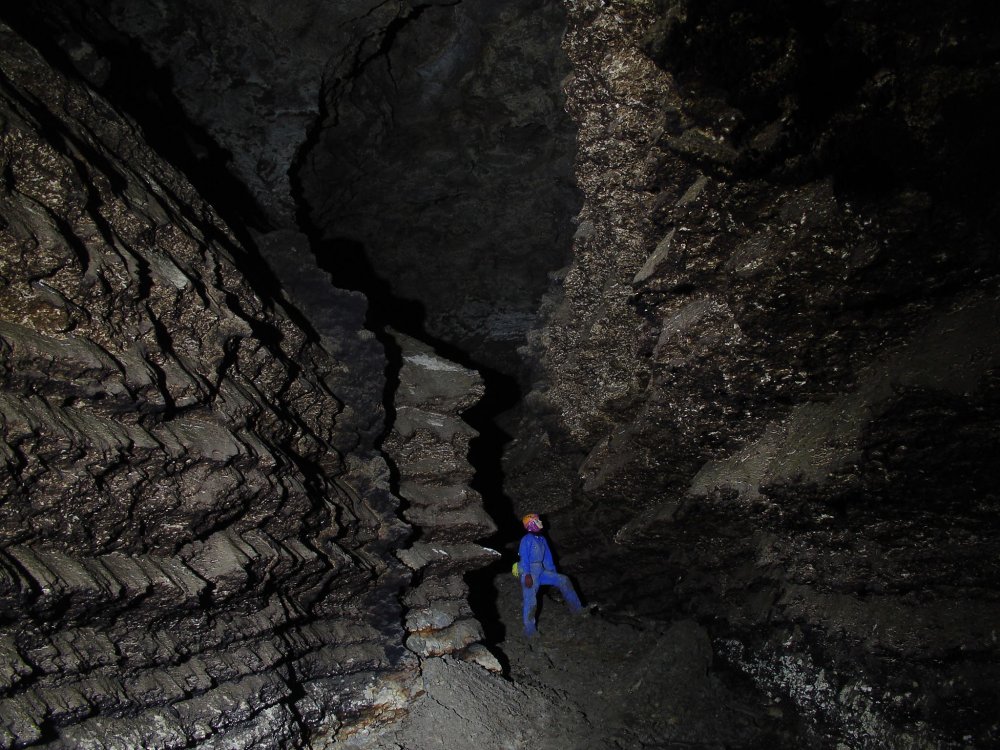 Пещера Золушка в Молдове