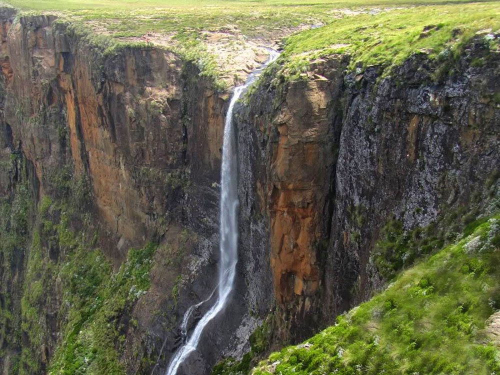 Водопад Тугела в Африке