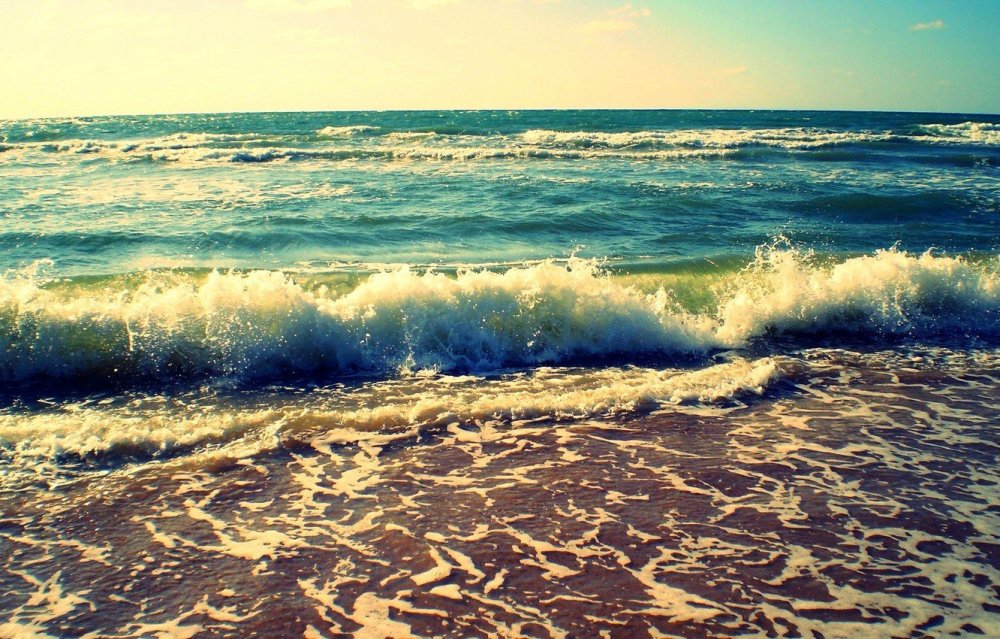 Море волны пляж