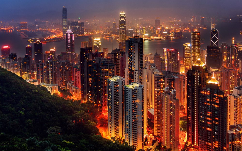 Гонг Конг ночью