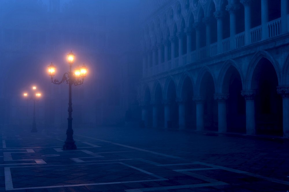 Сан Марко в Венеции туман
