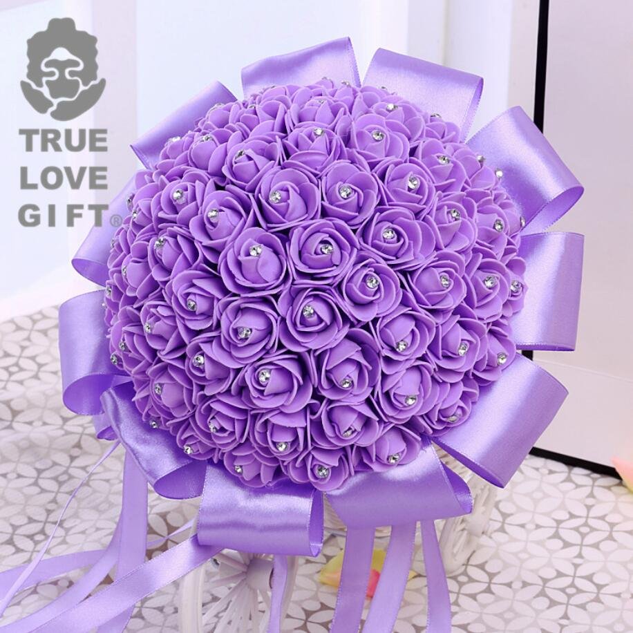 Букет из роз из атласной ленты фиолетовый