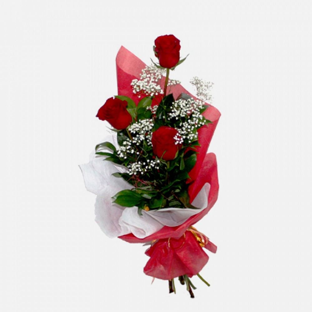 Сколько стоит купить 3 розы. Розы гипсофила и Рускус. Небольшие букеты из роз. Красивые недорогие букеты. Букет из трех роз.