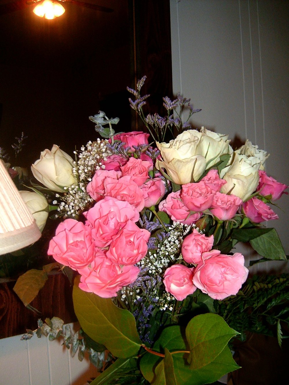 Букет цветов в квартире