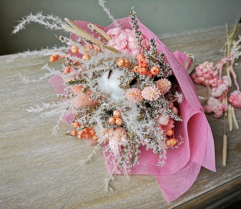 Свадебный букет из сухоцветов зимний