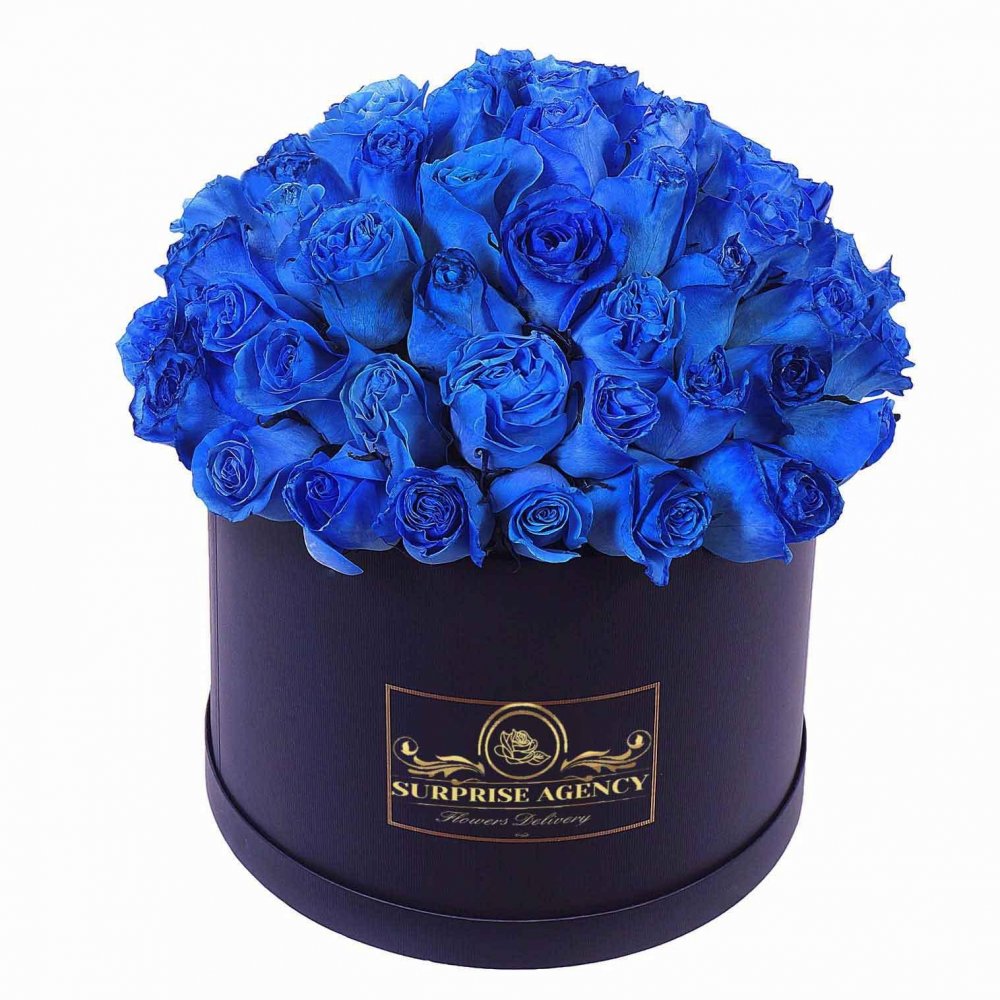 Букет из синих роз в шляпной коробке