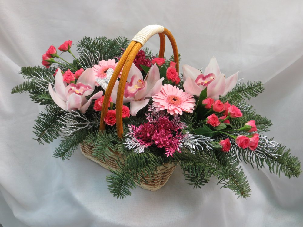 Новогодние корзинки с цветами