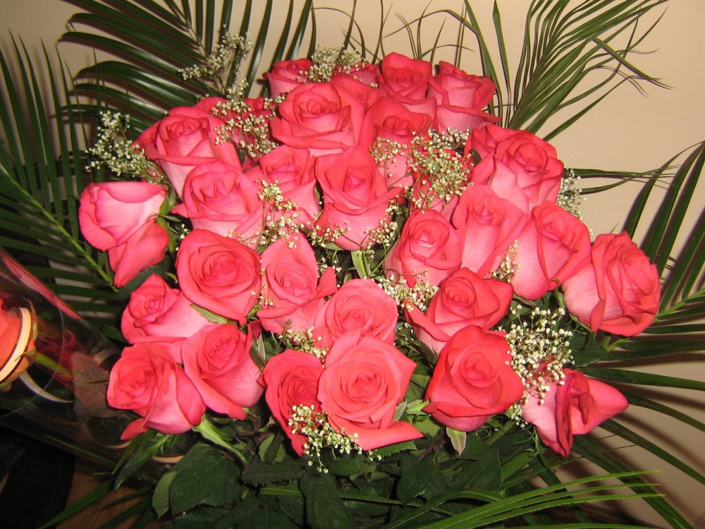 Красивые букеты роз с 8 марта