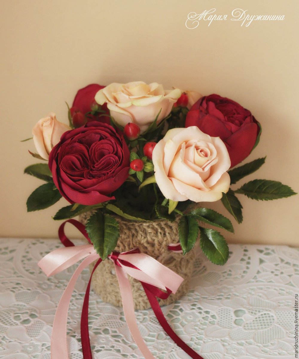 Букет маленьких роз из фоамирана