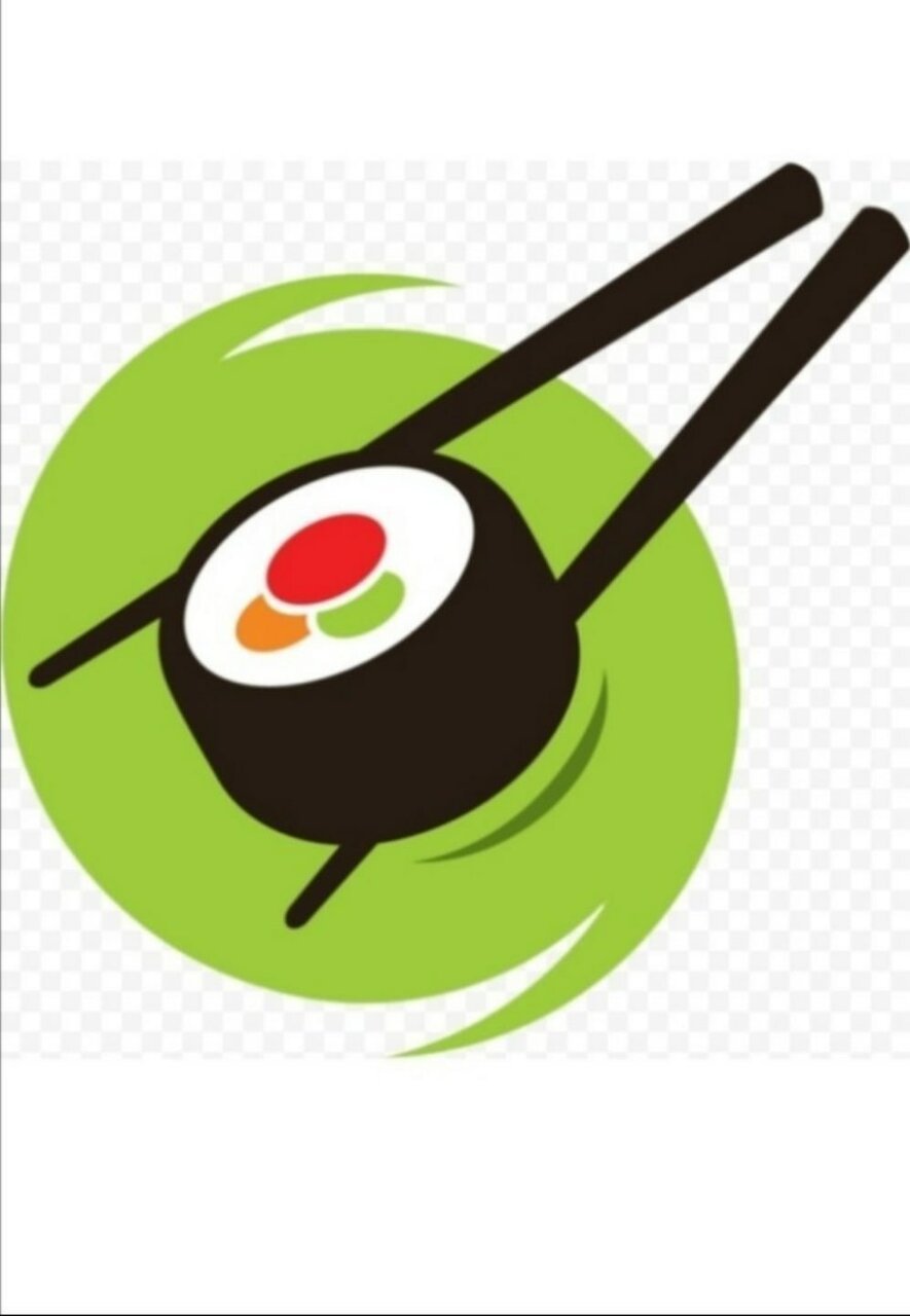 Самурай ест суши