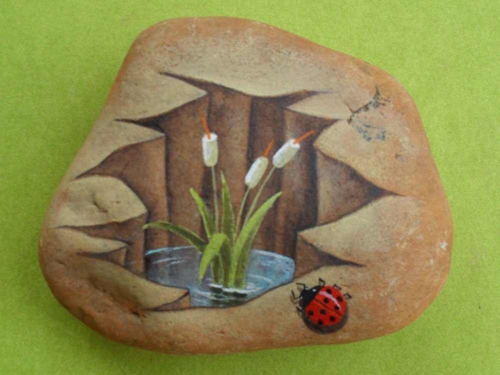 Рисование на камнях цветы