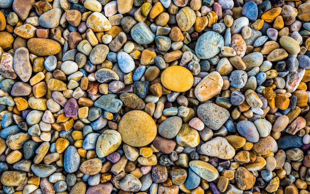 Разноцветные камни