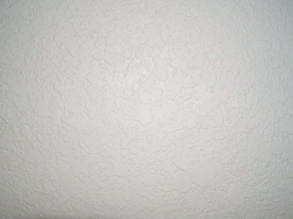 Белая штукатурка для потолка
